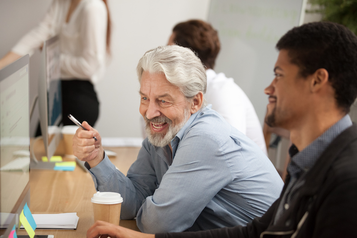 O programa de diversidade da Vivo inclui também a contratação, para 30 idosos com mais de 60 anos, trabalhar em suas lojas ate o fim do ano de 2019.