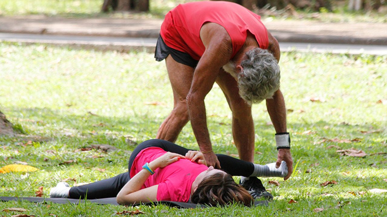 A fibromialgia é uma doença reumática muito comum em mulheres de 35 a 50 anos. Entre 2% e 3% da população brasileira é afetada pelas fortes dores em diferentes partes do corpo causadas pela enfermidade