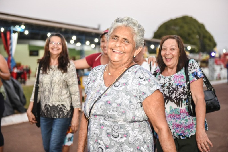 O grupo de 54 pessoas atendidas pelo Centro Dia para Idosos, serviço oferecido pela Secretaria de Estado de Assistência Social, dos Direitos Humanos.